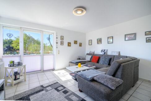 Wohn_ Esszimmer mit Zugang Terrasse Wohn.EG