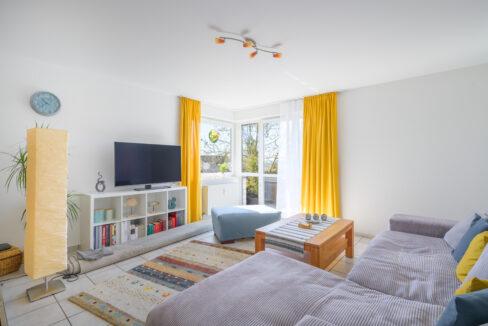 Wohnzimmer Wohn. 1.OG mit Balkon