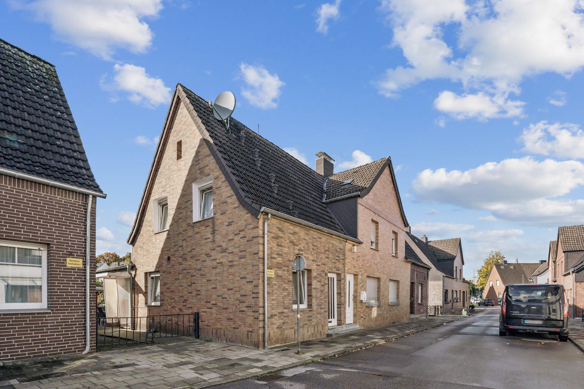 Anpacken und einziehen: Eigenheim mitten in Baesweiler!